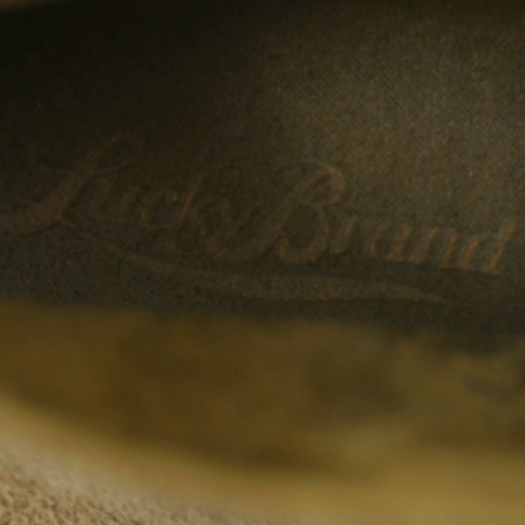 Lucky Brand Olive Green Suede Lace Up 3" Faux Wood Wedge Heel SZ 9 Ankle Boots - Picture 2 of 11